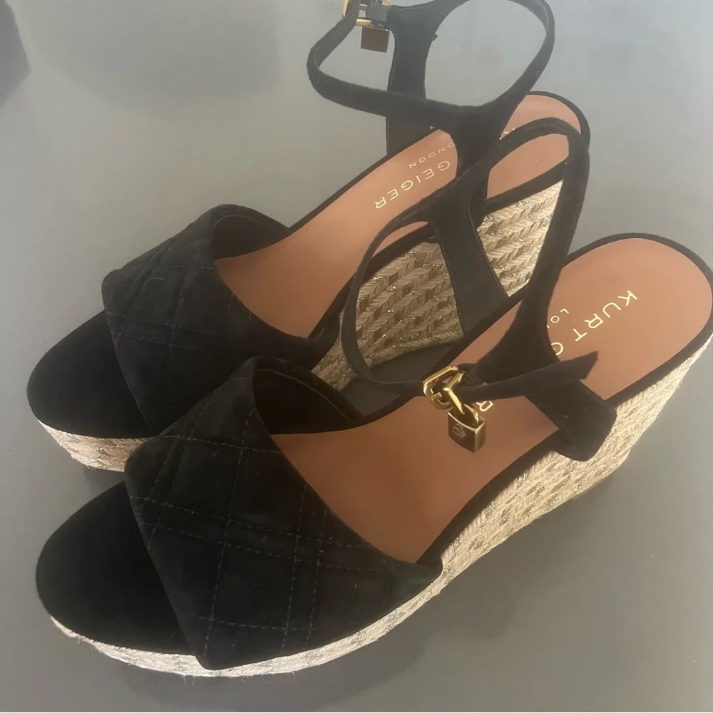 Kurt Geiger London wedge sandal - Picture 2 of 9